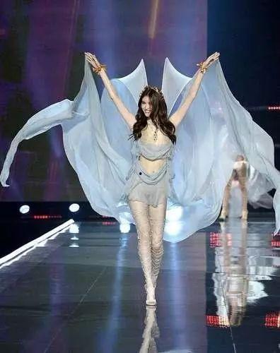 大秀的照片曝光,时尚盛宴背后的精彩瞬间