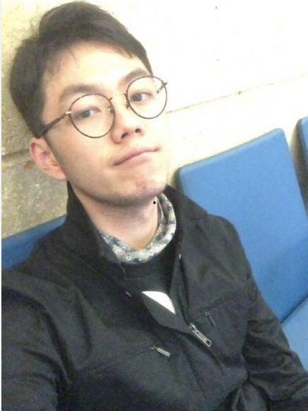 冯珂家庭背景,出身名门，传承家族荣耀的传奇人生